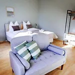 Stilvolle Fuer 4, Wlan - Kueche, Salt Lejlighed Weißenfels